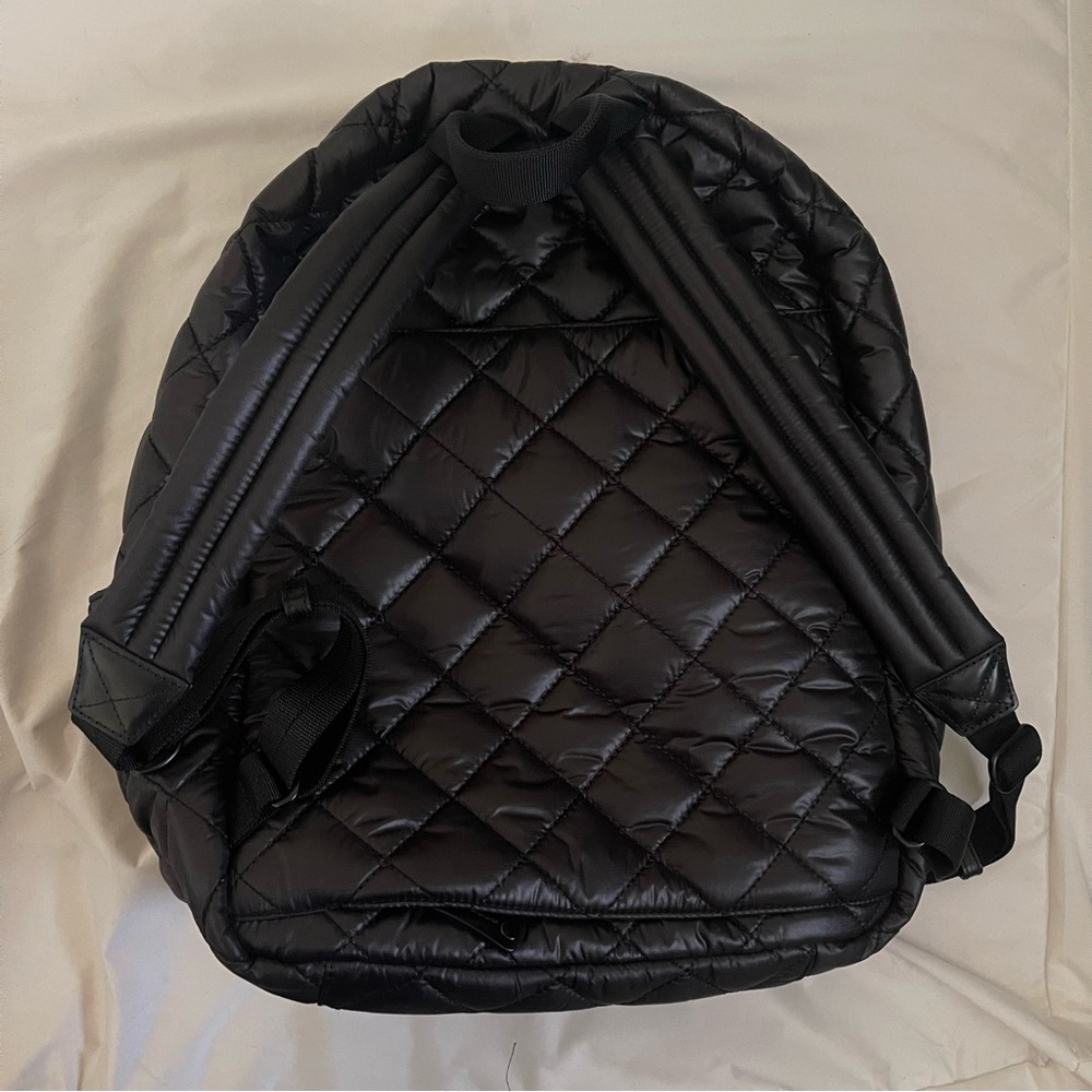Quince quilted commuter backpack - Picture 2 of 8